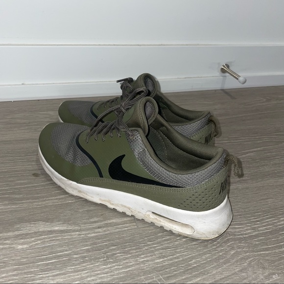 Nike Air Max Olive Green Size 10W - Picture 7 of 8